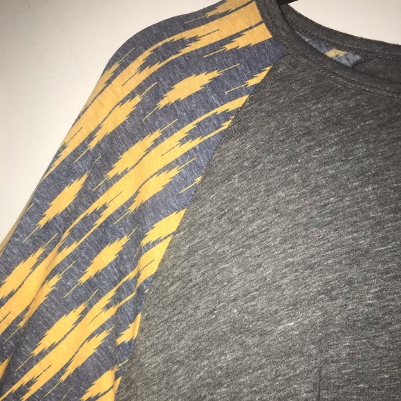 LuLaRoe Tops - Lularoe Randy